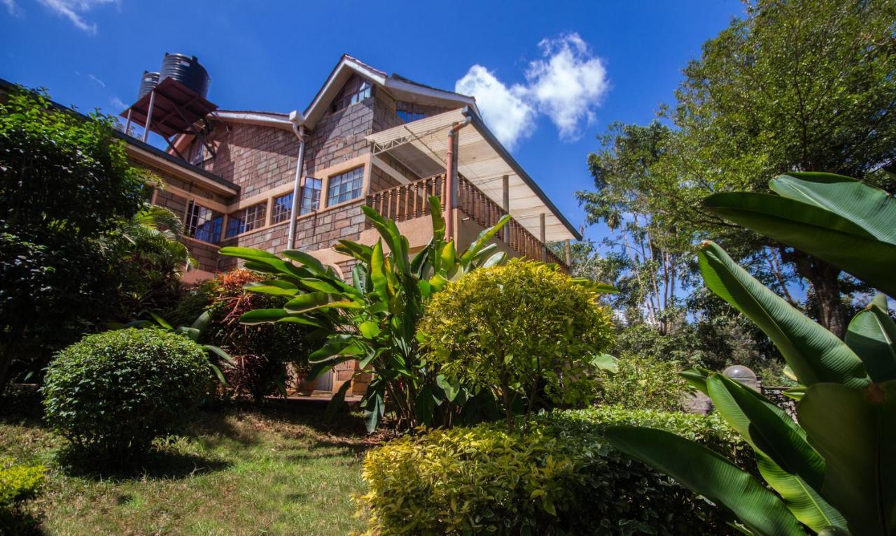Riverfront Gardens Bed & Breakfast Mjini ภายนอก รูปภาพ